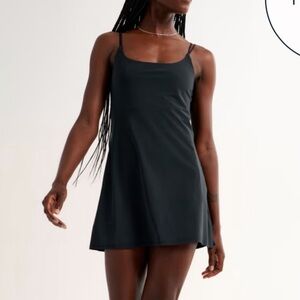 Abercrombie Traveler Tennis Dress medium tall